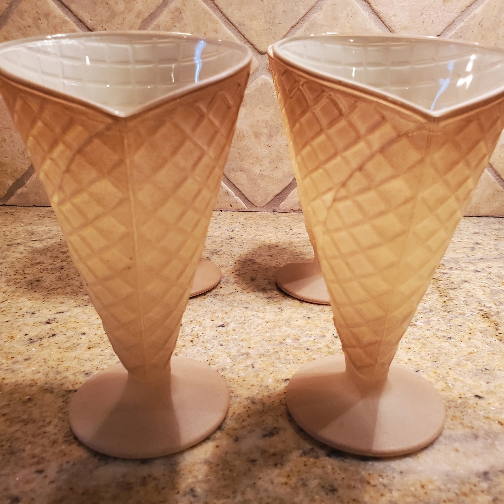Ice cream bowls